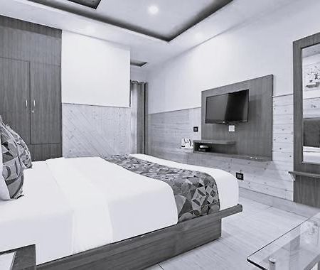 Fabhotel Rr Retreat Dehradun Exterior photo
